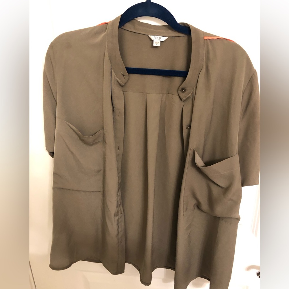 Guess button down